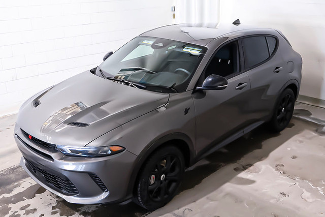 2024 Dodge Hornet PHEV R/T + PHEV + AWD + BLACKTOP SIEGES CHAUFF in Cars & Trucks in Laval / North Shore - Image 3