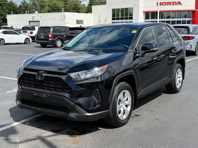 2022 Toyota RAV4 LE LE|AWD|CarPlay|Heated Seats|No Accidents in Cars & Trucks in Oshawa / Durham Region - Image 3