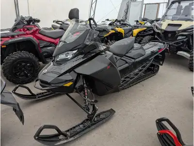 2022 Ski-Doo SM BCK X 850 E BK 146 1.6IC 22 850 E-TEC 2022 Backcountry X 850 5619 km, Medium windshi...