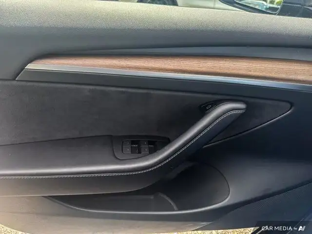 2023 Tesla Model 3 Long Range in Cars & Trucks in Abbotsford - Image 22