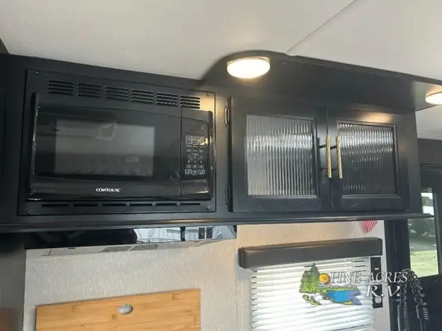 2021 Forest River RV Cherokee 294GEBG Rear Bunks in Travel Trailers & Campers in Truro - Image 11