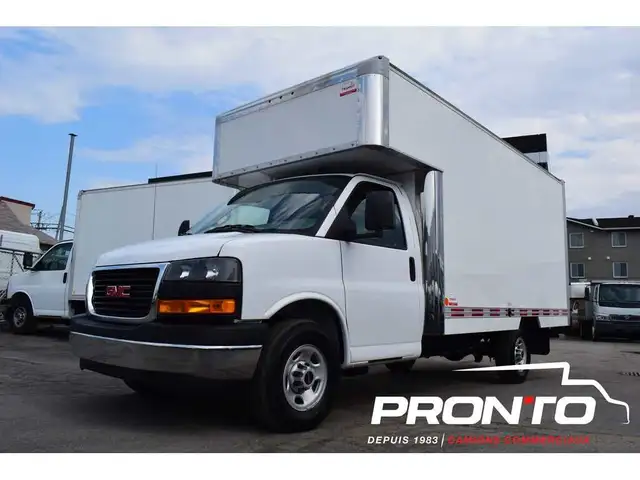 2024 GMC Savana Cube 14 pieds Deck 3500 ** V8 6.6L Essence ** in Cars & Trucks in Laval / North Shore - Image 11