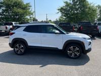 1 OWNER | ACCIDENT FREE | HEATED SEATS | LANE KEEP ASSIST | BACK UP CAMERA | WIFI HOT SPOT | ONSTAR... (image 5)