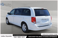 2019 Dodge Grand Caravan SE White Knuckle Clearcoat 6-Speed Automatic Leduc Hyundai is Leduc's pre-o... (image 3)