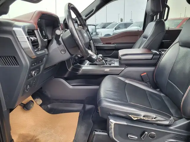 2021 Ford F-150 LARIAT | PANO SUNROOF | LOADED | DIESEL dans Autos et camions dans Comté de Strathcona - Image 12