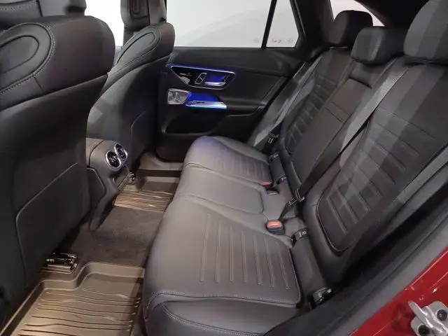 2025 Mercedes-Benz GLC GLC 300 in Cars & Trucks in Regina - Image 21