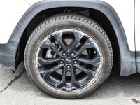 Overview Sporty, refined, and loaded with technology this 2019 GMC Terrain SLT Black Edition is the... (image 7)