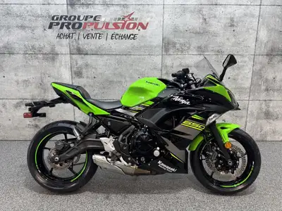 2018 Kawasaki Ninja 650 Edition KRT ABS Seulement 38700 KM - Deux Pneus Neufs - Chaine/Sprocket Neuf...