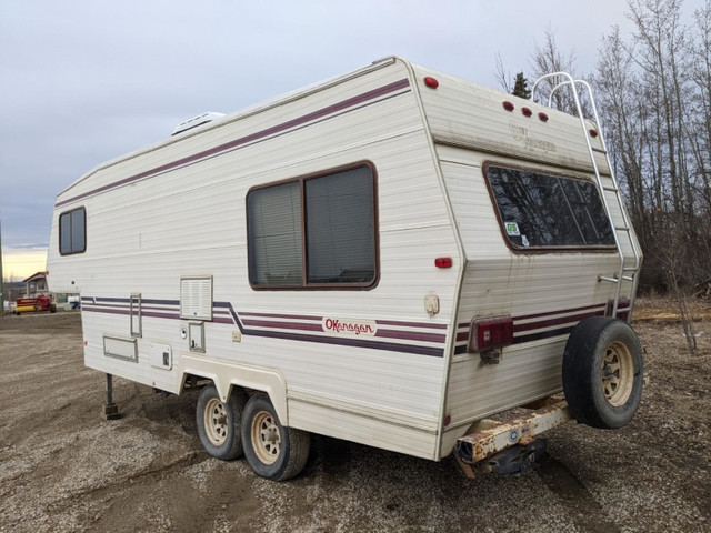 1988 Okanagan 25 Ft T/A 5th Wheel Travel Trailer 5W250 in Travel Trailers & Campers in Edmonton - Image 3