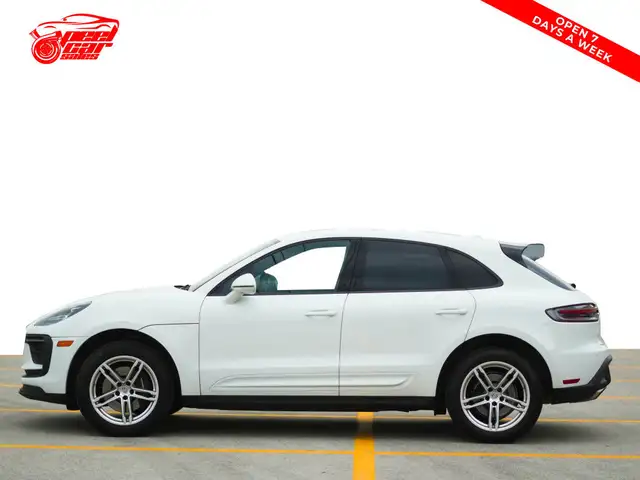 2022 Porsche Macan Base, Sunroof, Navigation, Red Interior, Navi in Cars & Trucks in Oakville / Halton Region - Image 7