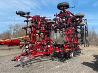 2023 SALFORD 700-44 C-SHANK FIELD CULTIVATOR