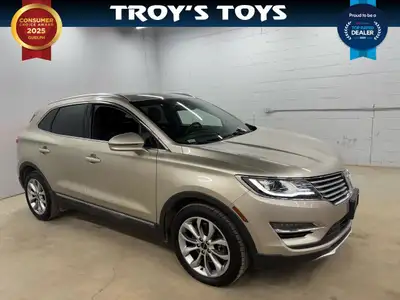 Looking for a stylish and reliable SUV with a touch of luxury? Look no further than this 2015 Lincol...