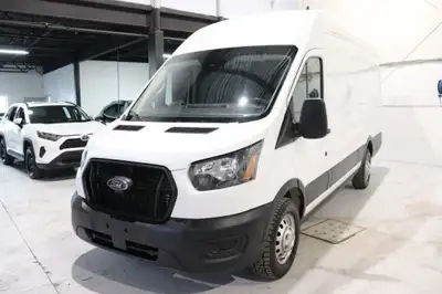 2022 Ford Transit Cargo Van T-250 AWD