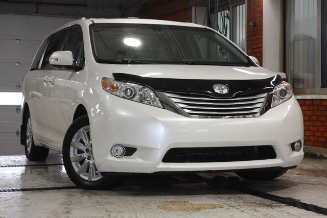 2013 Toyota Sienna LIMITED AWD JAMAIS ACCIDENTE in Cars & Trucks in City of Montréal