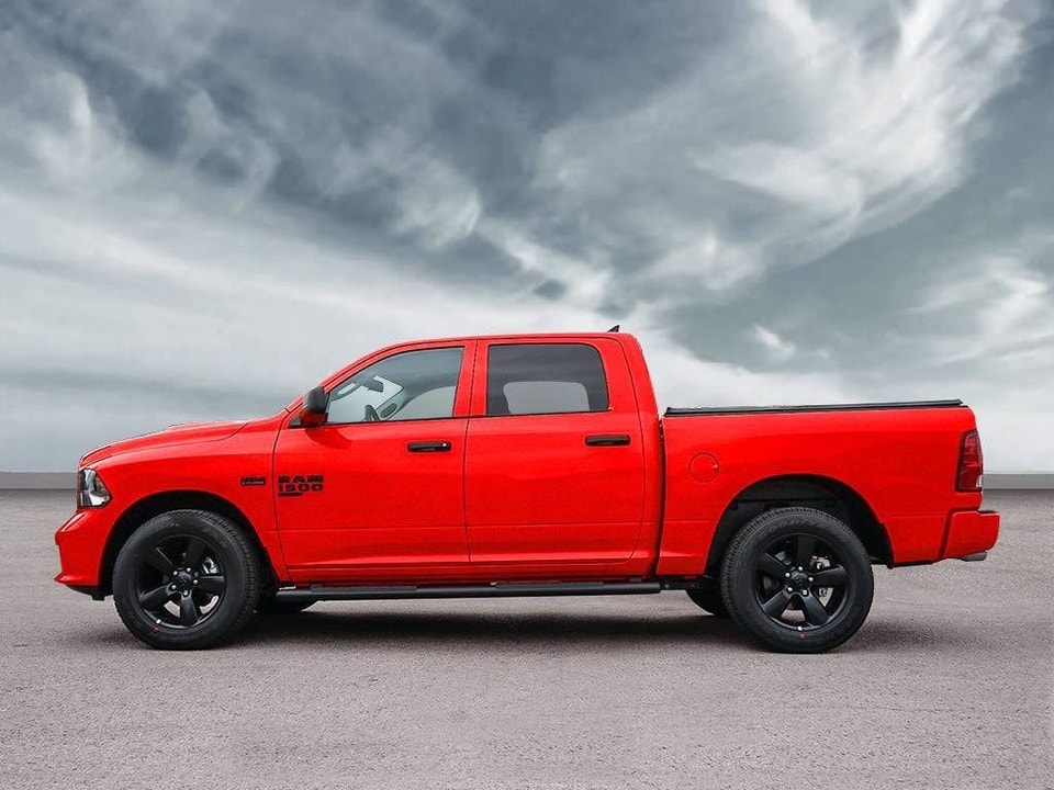 2022 Ram 1500 Classic NIGHT EDITION