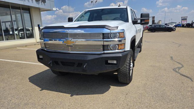 2018 Chevrolet Silverado 2500HD LT in Cars & Trucks in Edmonton - Image 4