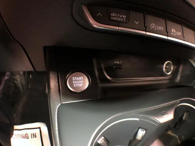 2020 Audi A4 KOMFORT AWD LEATHER SUNROOF B/SPOT CARPLAY CAMERA in Cars & Trucks in City of Toronto - Image 19