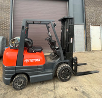 Toyota 6000lbs capacity forklift 3 stage side-shift Certified