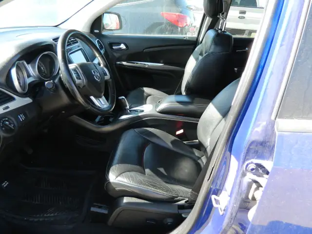 2012 Dodge Journey R/T EDITION ALL WHEEL DRIVE  in Cars & Trucks in Edmonton - Image 8