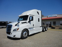 2020 FREIGHTLINER Cascadia SLEEPER TRACTOR #5072