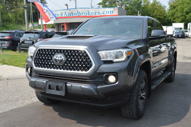2018 Toyota Tacoma 4x4 Double Cab V6 Auto SR5 in Cars & Trucks in Markham / York Region