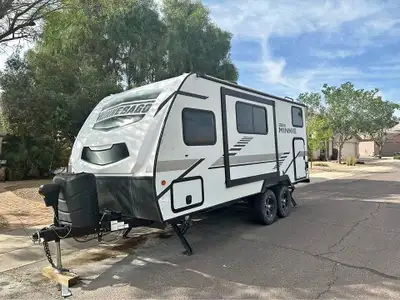 APPLY NOW: https://www.ridecollective.ca/get-pre-approved The 2021 WINNEBAGO MICRO MINNIE 2100BH 21F...