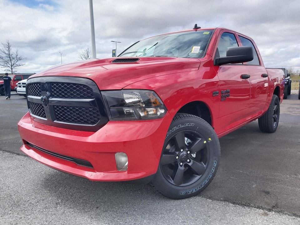 2022 Ram 1500 Classic NIGHT EDITION