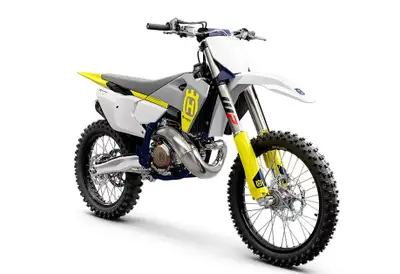 2023 Husqvarna TC 250 Save 1730$ Rabais AVEC RABAIS DE 1730$ = 27.66$/SEMAINE 32.49$/semaine (120 mo...