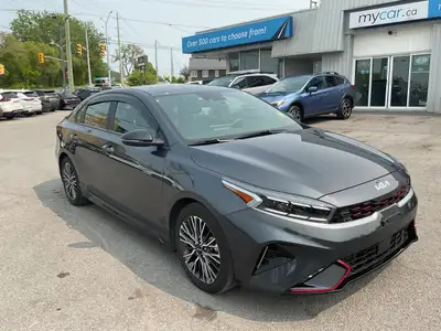 Contact us if you have any questions at 613-317-1941 LOW MILEAGE!!!! LEATHER. BACKUP CAM. BLUETOOTH....