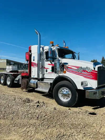 Newer Motor and Turbo. 448,699 Km 21,334 Hours Cummins ISX15 550hp Eaton Fuller RTLO18918B Triple di...
