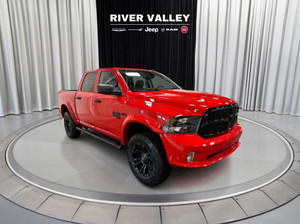 2023 RAM 1500 Classic Express Express 4x4 Crew Cab 5&amp;apos;7&amp;quot; Box