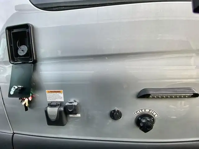 2023 Thor Motor Coach Sanctuary 19P in RVs & Motorhomes in Abbotsford - Image 16