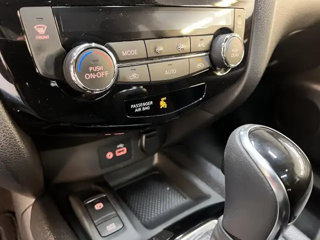 2022 Nissan Qashqai SV TOIT 4RM in Cars & Trucks in Laval / North Shore - Image 17
