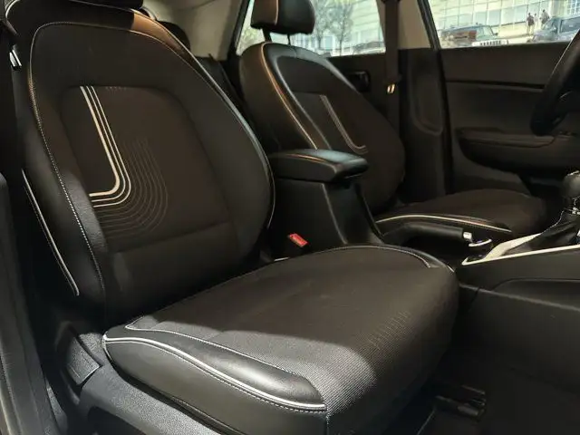 2021 Hyundai Venue Ultimate | One Owner in Cars & Trucks in Edmonton - Image 27