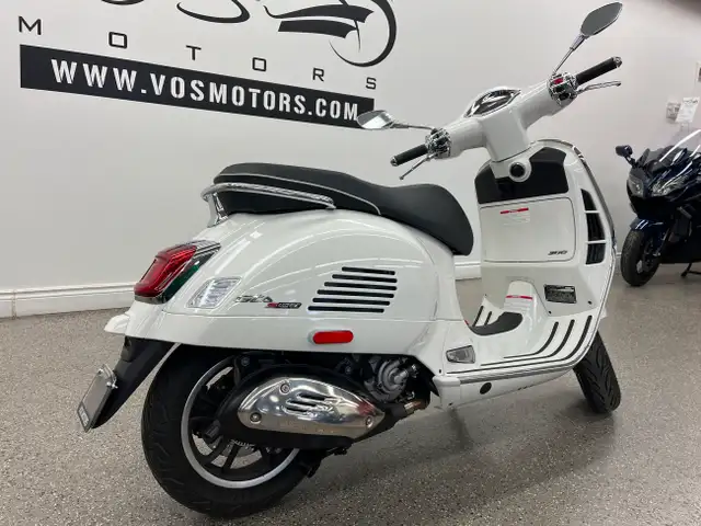 2023 Vespa GTS Super HPE 300 ABS - V5855 - -No Payments for 1 Ye in Scooters & Pocket Bikes in Markham / York Region - Image 12
