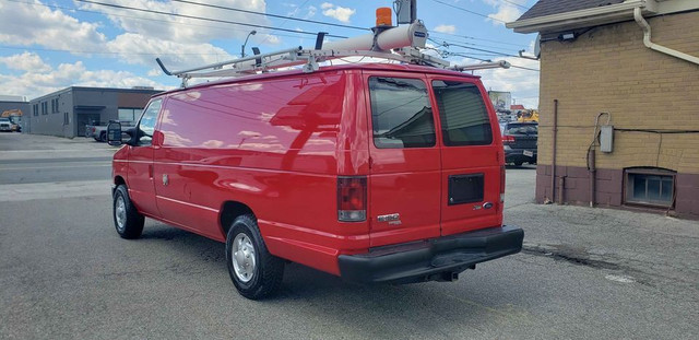 2012 Ford Econoline Cargo Van E 150 Extended , shelving, divider in Cars & Trucks in Mississauga / Peel Region - Image 3