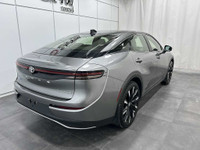 See Dealer Website for Details. Engine: Moteur à 4 cylindres 2.4L L/100Km City: 8.1 L/100Km Hwy: 7.3... (image 5)