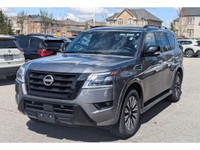 4WD, 20" Unique Aluminum Alloy Wheels, 2nd Row Captain's Chairs, 2nd Row Centre Console w/Padded Arm... (image 3)