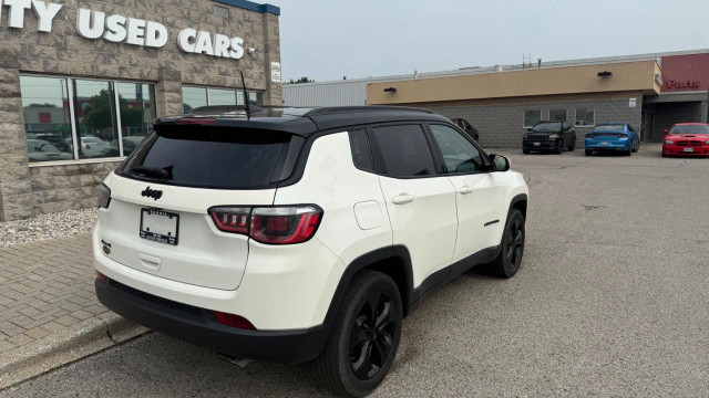 2018 Jeep Compass NORTH in Cars & Trucks in Sarnia - Image 4