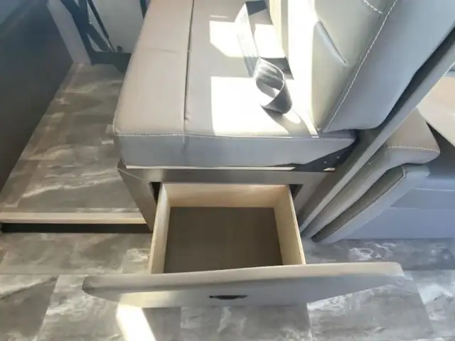 2023 Thor Motor Coach Windsport 34R in RVs & Motorhomes in Abbotsford - Image 34