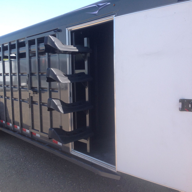SPRING INTO SAVINGS!  2023 TRAVALONG  24' RANCHER STOCK/COMBO  in Cargo & Utility Trailers in Calgary - Image 3