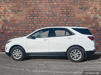 KBB.com 10 Best SUVs Under $30,000. This Chevrolet Equinox has a dependable Turbocharged Gas I4 1.5L... (image 1)