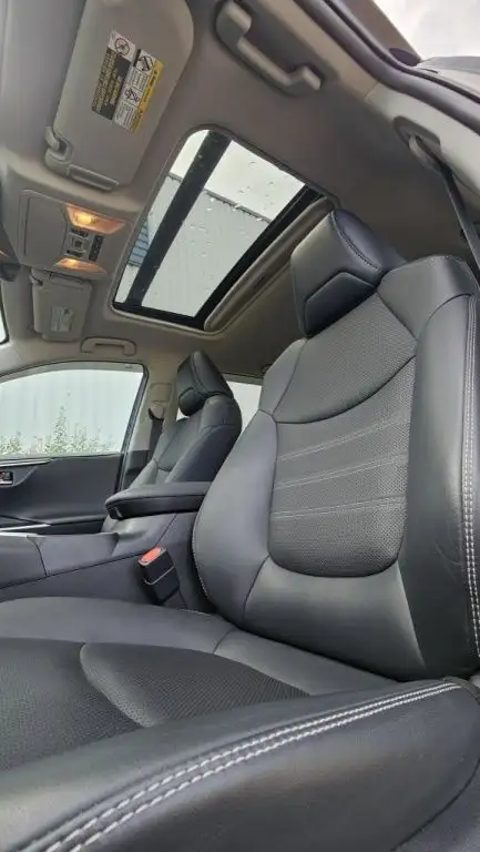 2021 Toyota RAV4 Limitée in Cars & Trucks in Longueuil / South Shore - Image 17