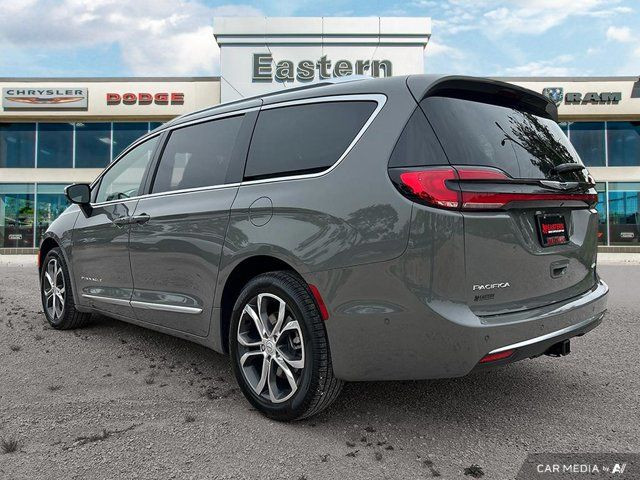 2025 Chrysler Pacifica Pinnacle in Cars & Trucks in Winnipeg - Image 3