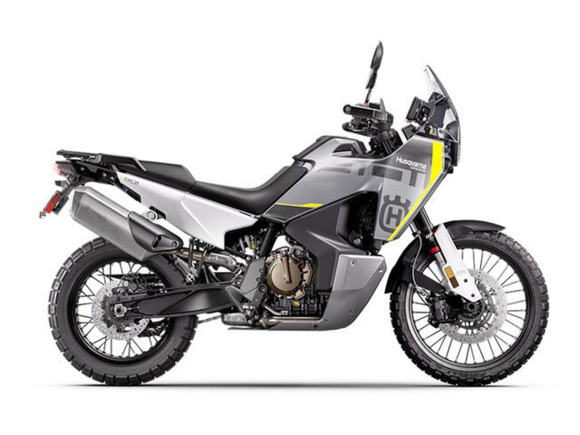 2025 Husqvarna Norden 901 in Street, Cruisers & Choppers in Edmonton
