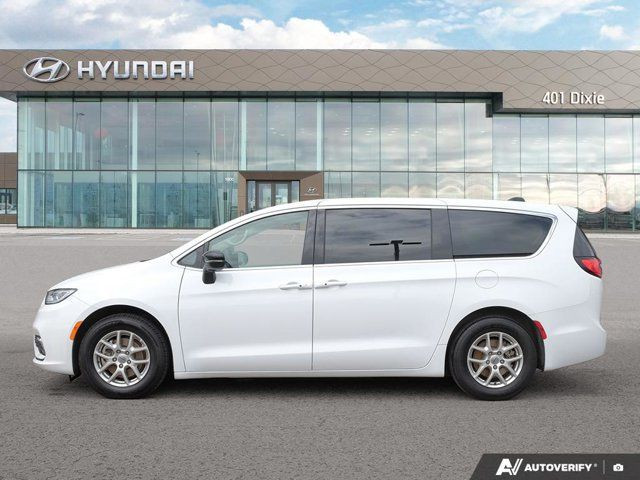 2024 Chrysler Pacifica Touring-L in Cars & Trucks in Mississauga / Peel Region - Image 2