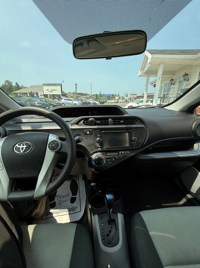 2013 Toyota Prius C 5dr HB One (Natl) in Cars & Trucks in City of Toronto - Image 2