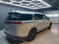 KIA CARNIVAL SX 2023 MOTEUR V6 PUISSANT ET FIABLE DE 3,5L TRANSMISSION AUTOMATIQUE 8 VITESSES PARFAI... (image 2)
