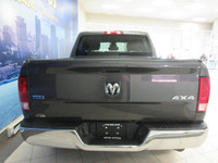 RAM 1500 CLASSIC SLT 2023 V6 3.6 LITRES BOITE 5'7" CREW-CAB 4X4 TOUT ÉQUIPÉ / ÉCRAN TACTILE / CAMÉRA... (image 5)