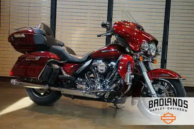 $175 Bi-Weekly 2016 Harley-Davidson Ultra LimitedWelcome to top-of-the-line touring comfort, dressed...